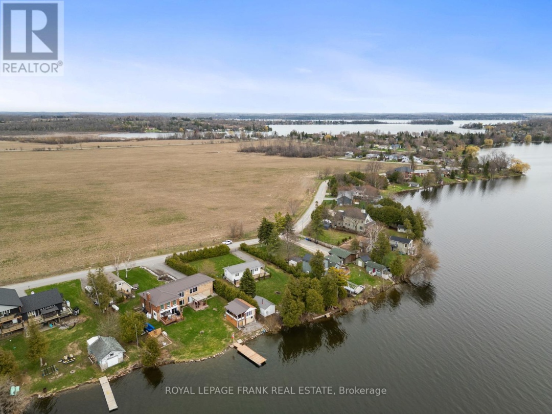 106 STARR BOULEVARD, Lake Scugog