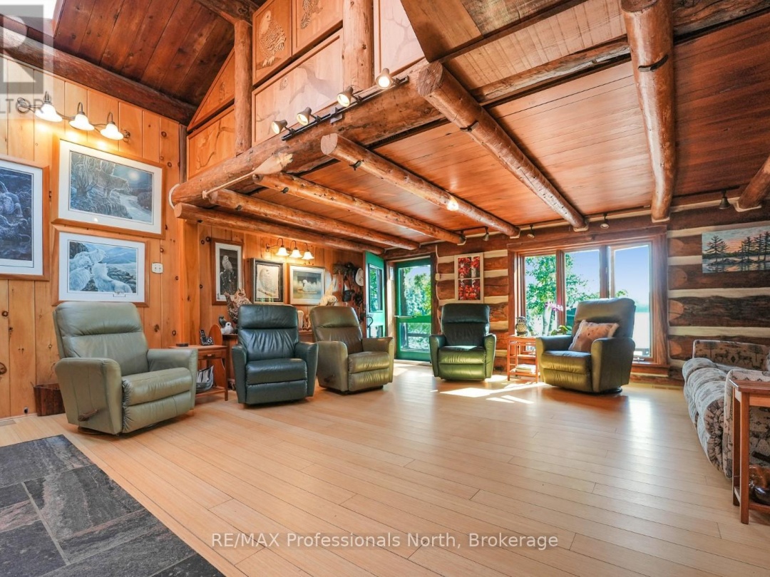 2718 WILKINSON ROAD, Kennisis Lake