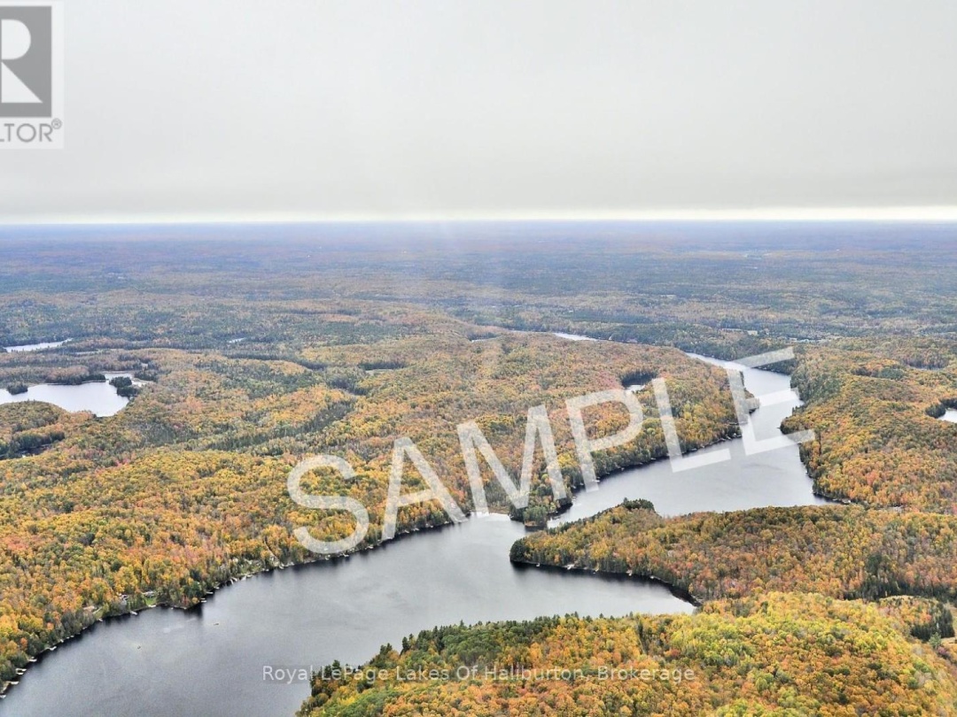 1027 SPENCERS TRAIL, Salerno Lake