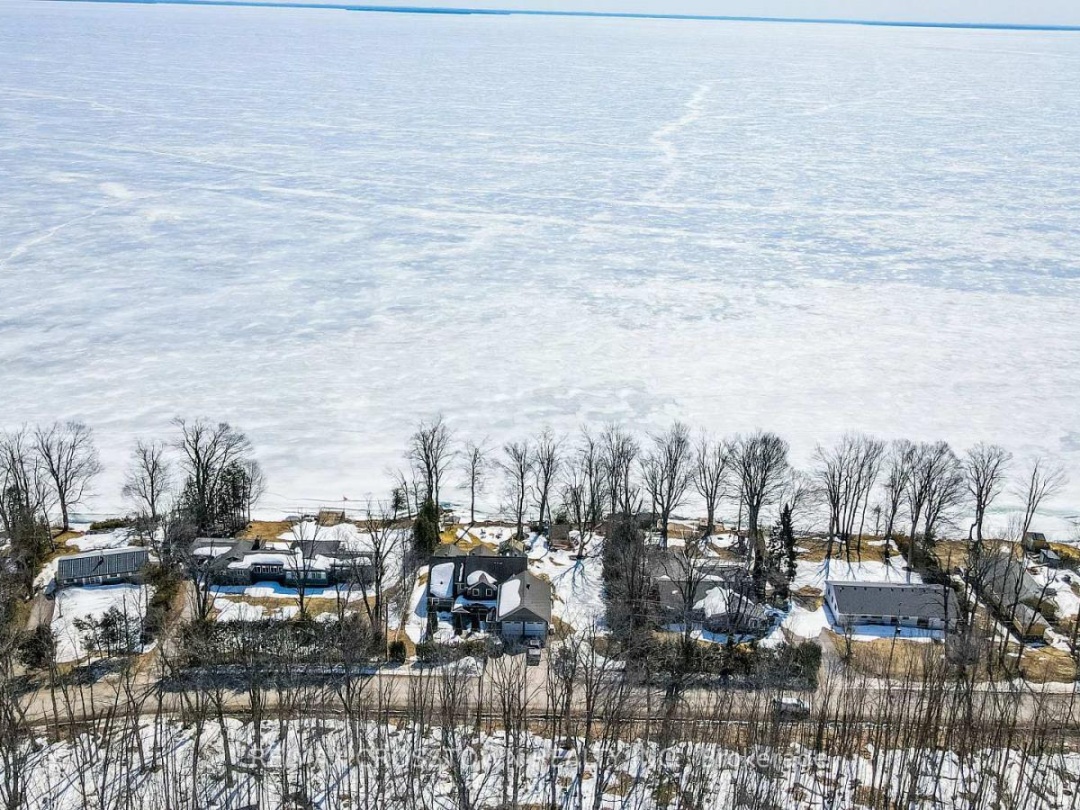 961 WOODLAND DRIVE, Lake Simcoe