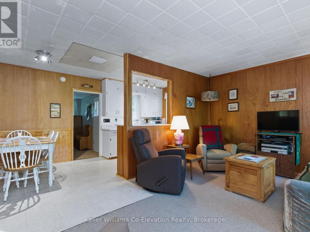 3 CROSSINGVIEW LANE, 