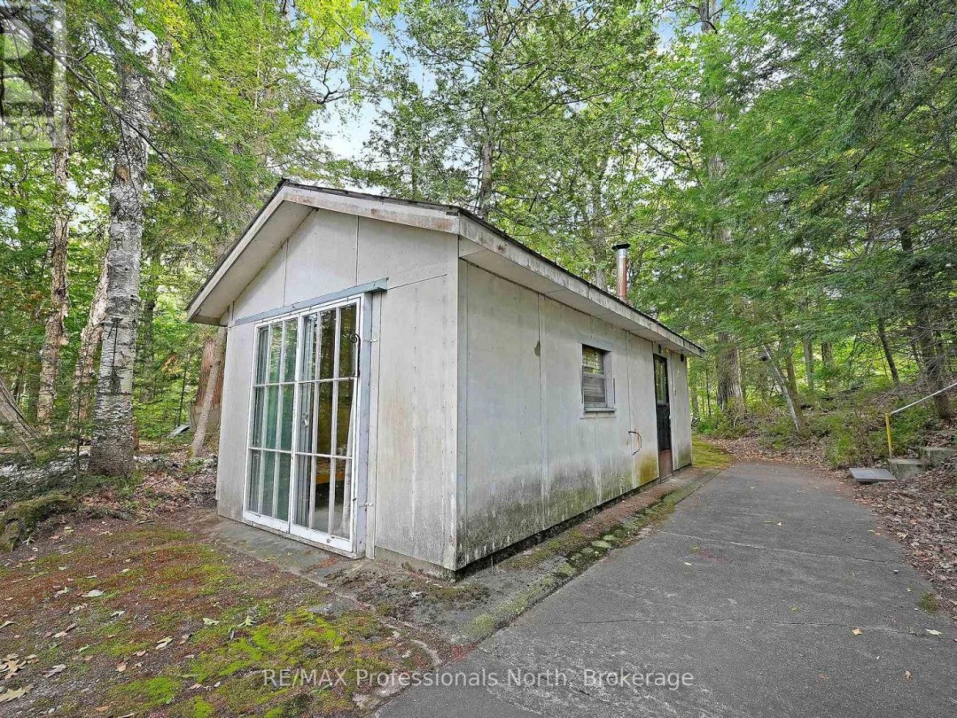 20871 HIGHWAY 35, 