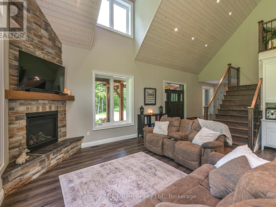 3082 FAIRGROUNDS ROAD, Severn