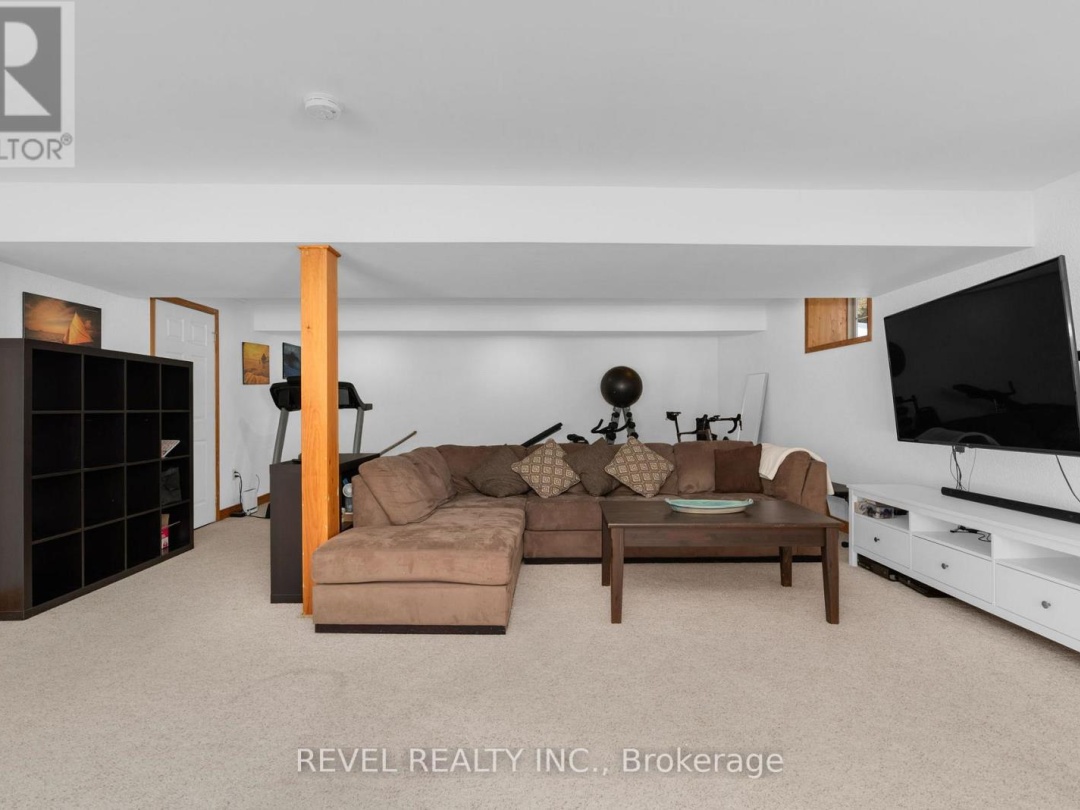 32 HICKORY LANE, Oro-Medonte (Sugarbush)