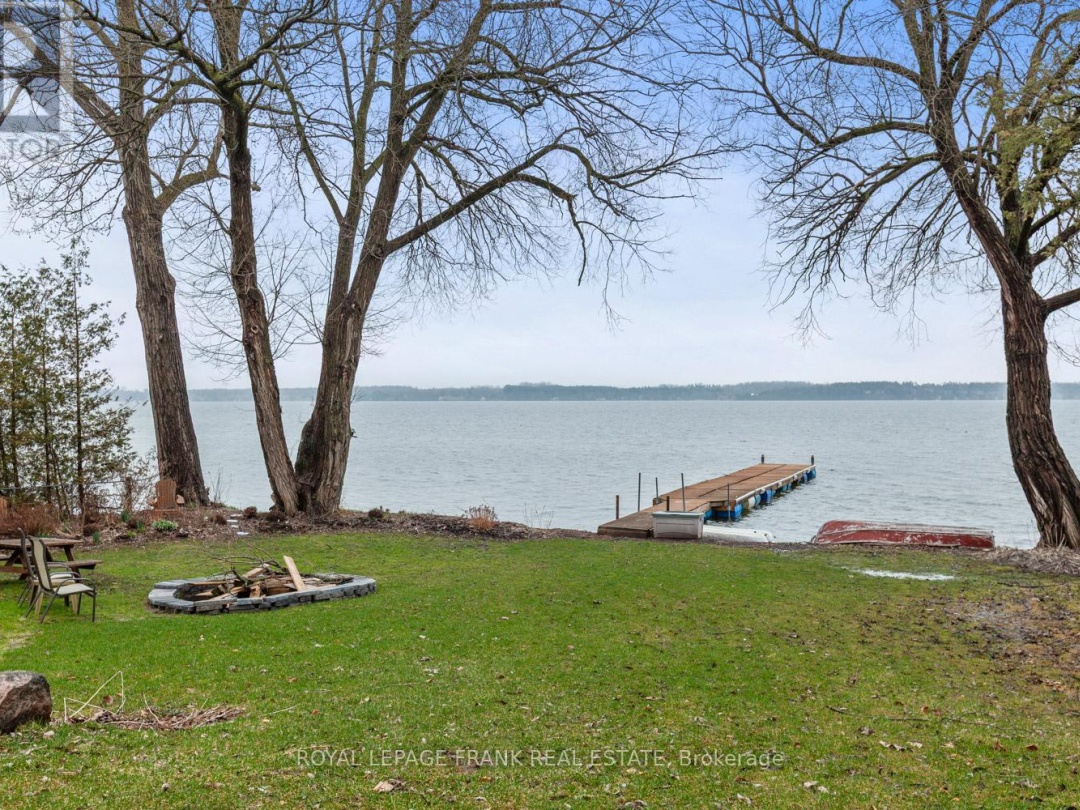 111 BALL POINT ROAD, Lake Scugog