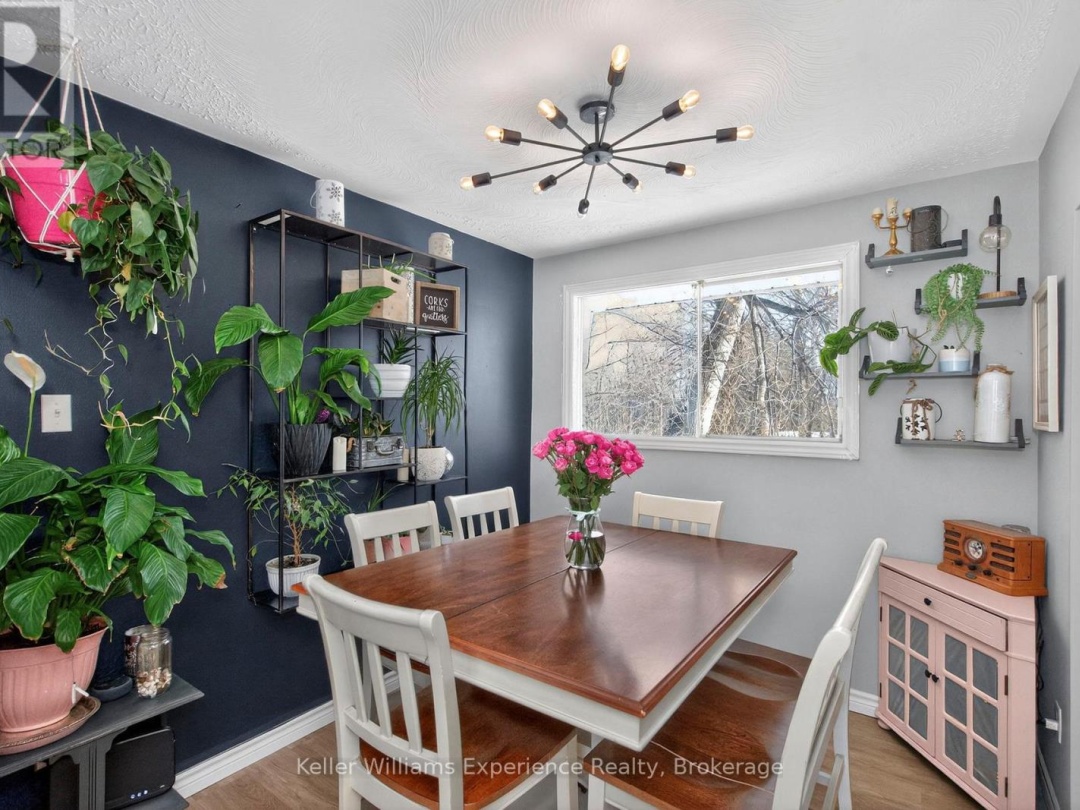 229 MOUNTAIN AVENUE, Tay (Waubaushene)