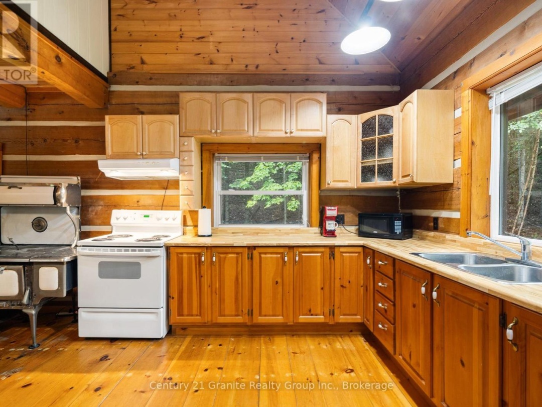 19221 HIGHWAY 118, Highlands East (Monmouth)