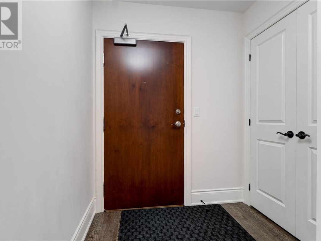 11C Salt Dock Road Unit# 404, Parry Sound