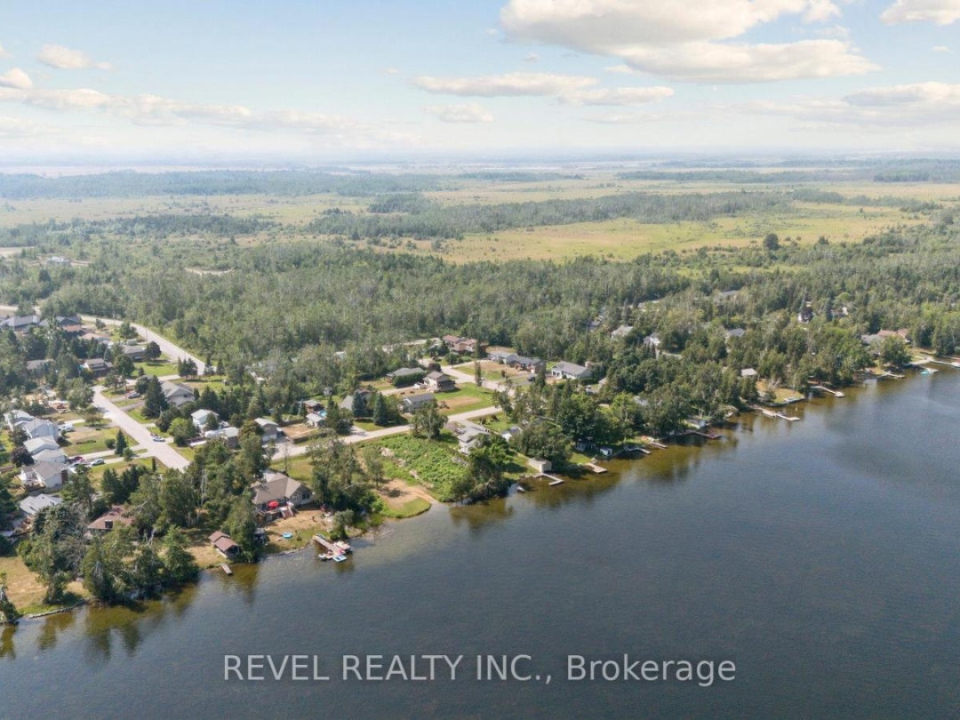 40 GREENWOOD CRESCENT, 