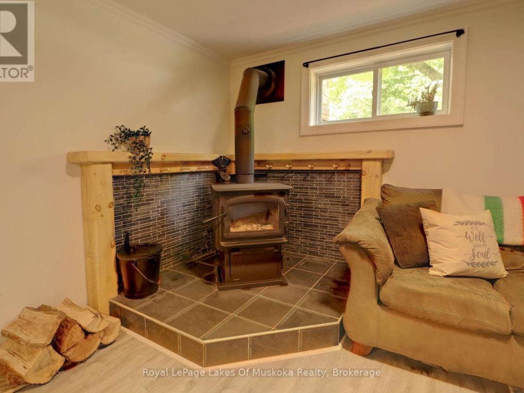 38 FLORENCE STREET W, Huntsville (Chaffey)