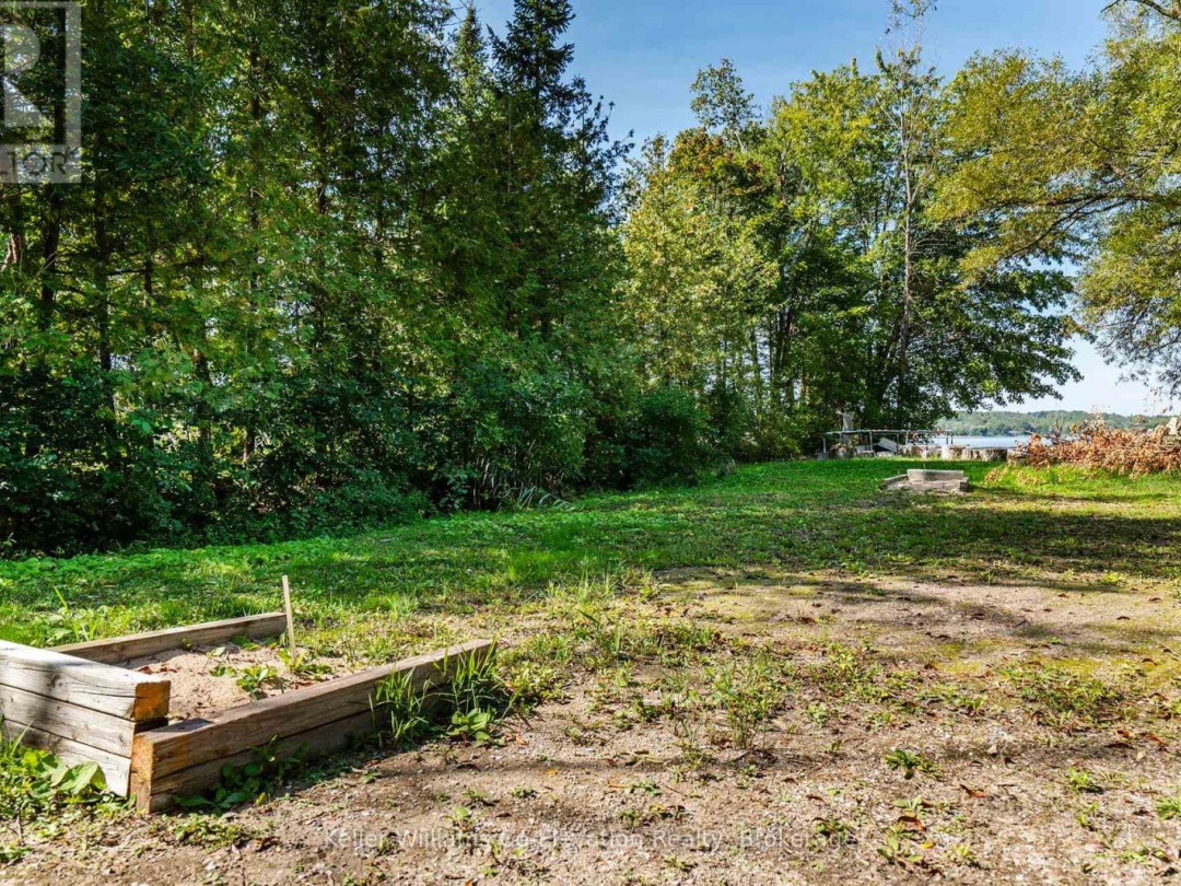 3 CROSSINGVIEW LANE, 