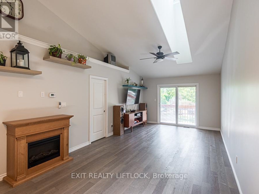 27 HELEN STREET, 
