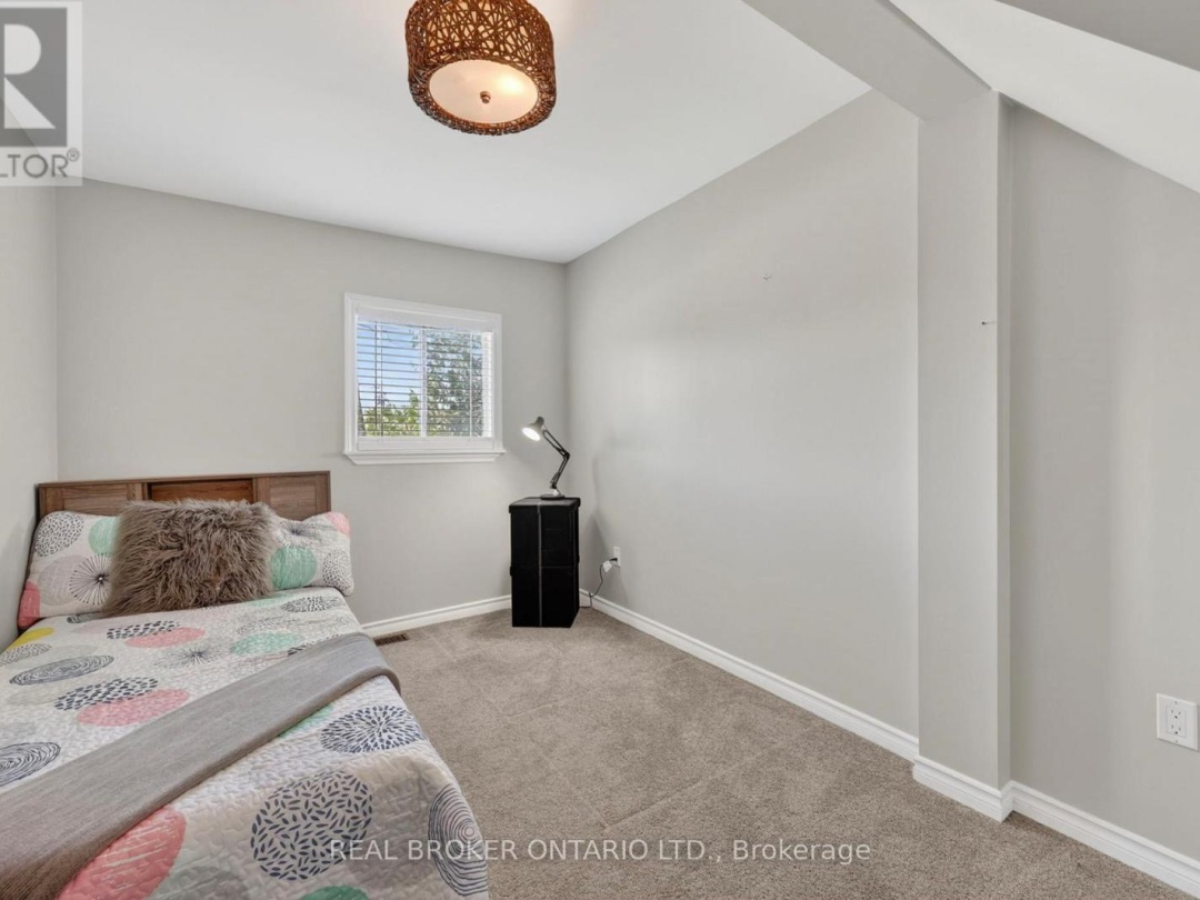 3823 BURNSIDE LINE, Severn