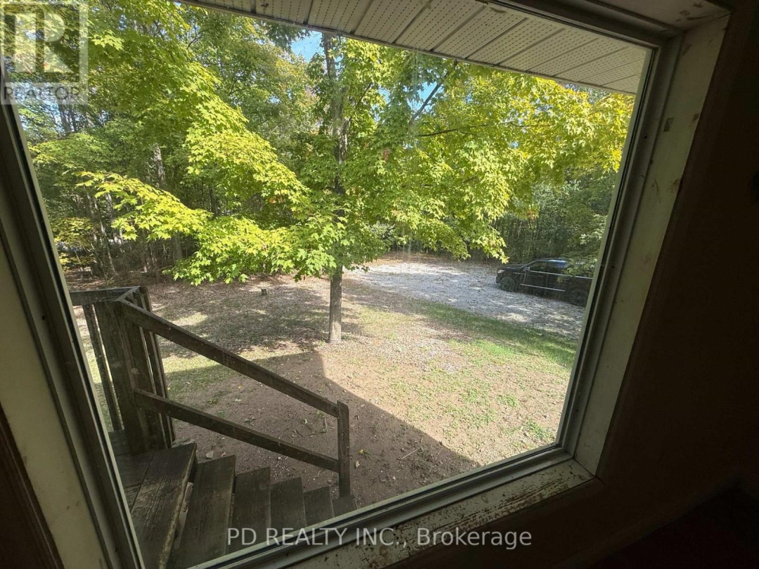 5840 LOWANDA LANE, 