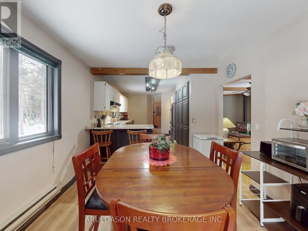 1208 BIRCHCLIFFE CRESCENT, Severn