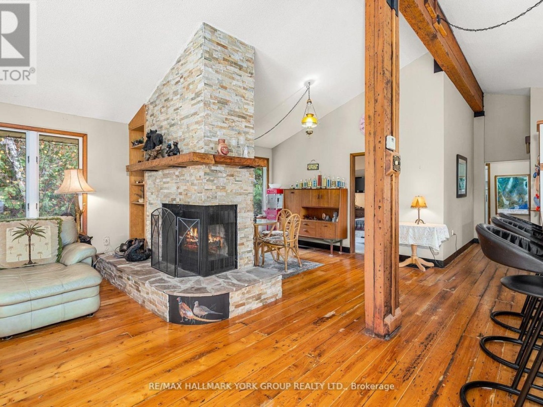 102 ALBERT STREET, Gull River