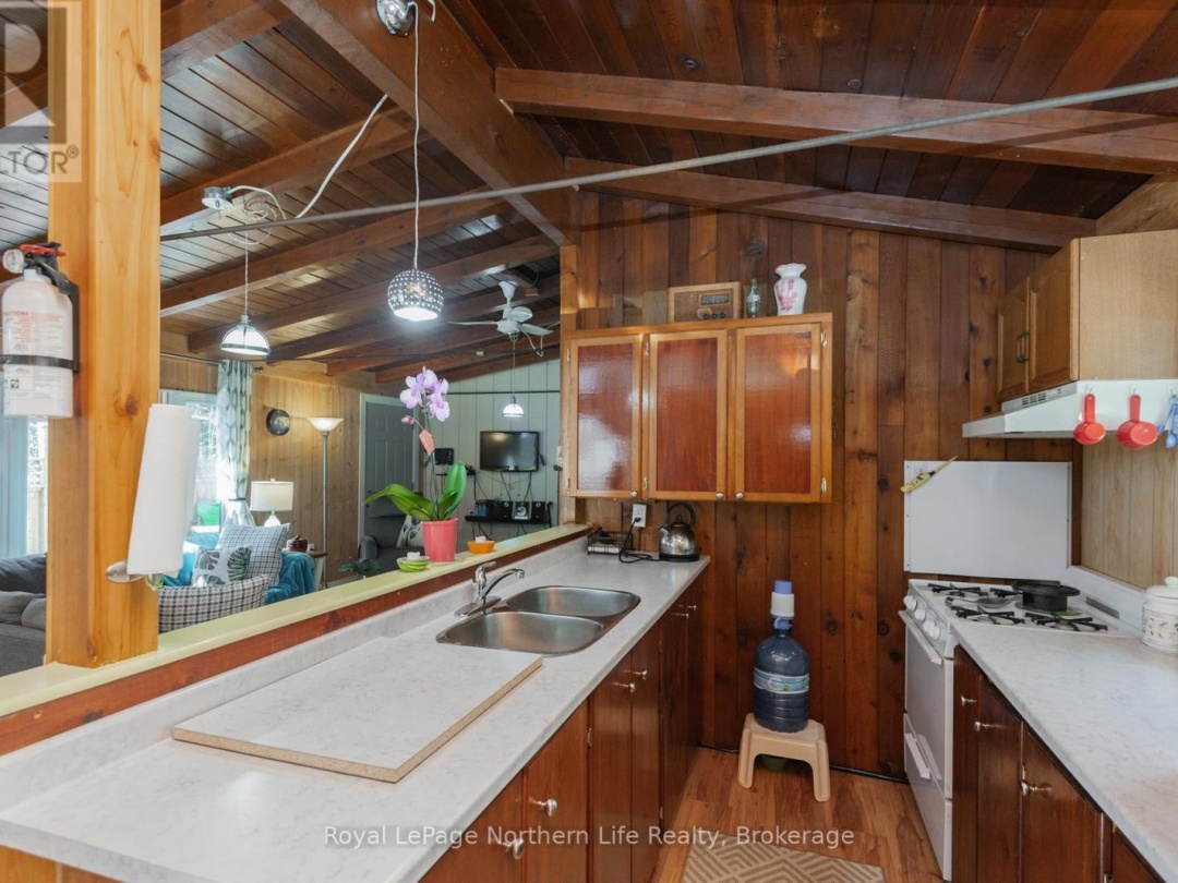 35 BRENNAN CIRCLE, Lake Vernon