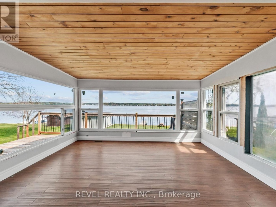151 BEEHIVE DRIVE, Sturgeon Lake