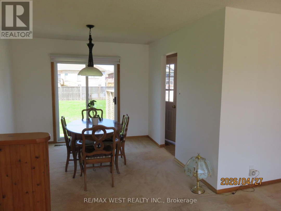346 LAKELAND CRESCENT SE, Brock (Beaverton)
