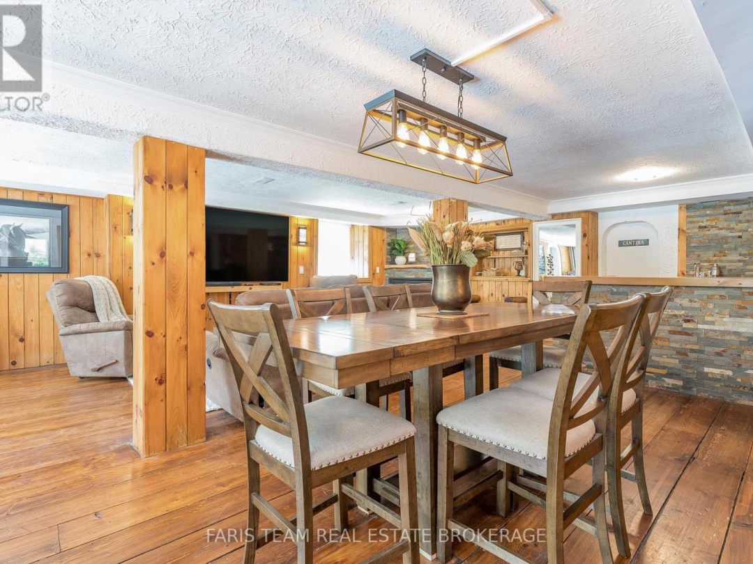 2988 FESSERTON SIDE ROAD, 