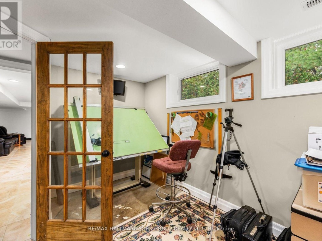 102 ALBERT STREET, Gull River