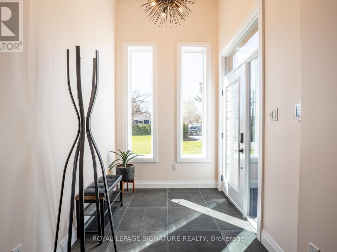 34 CHAMPLAIN CRESCENT, Oro-Medonte (Warminster)
