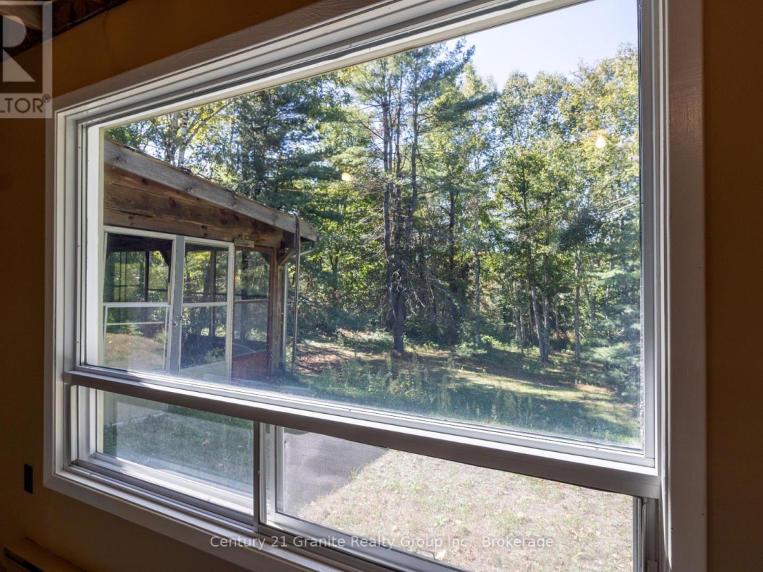 733 BOBCAYGEON ROAD, 
