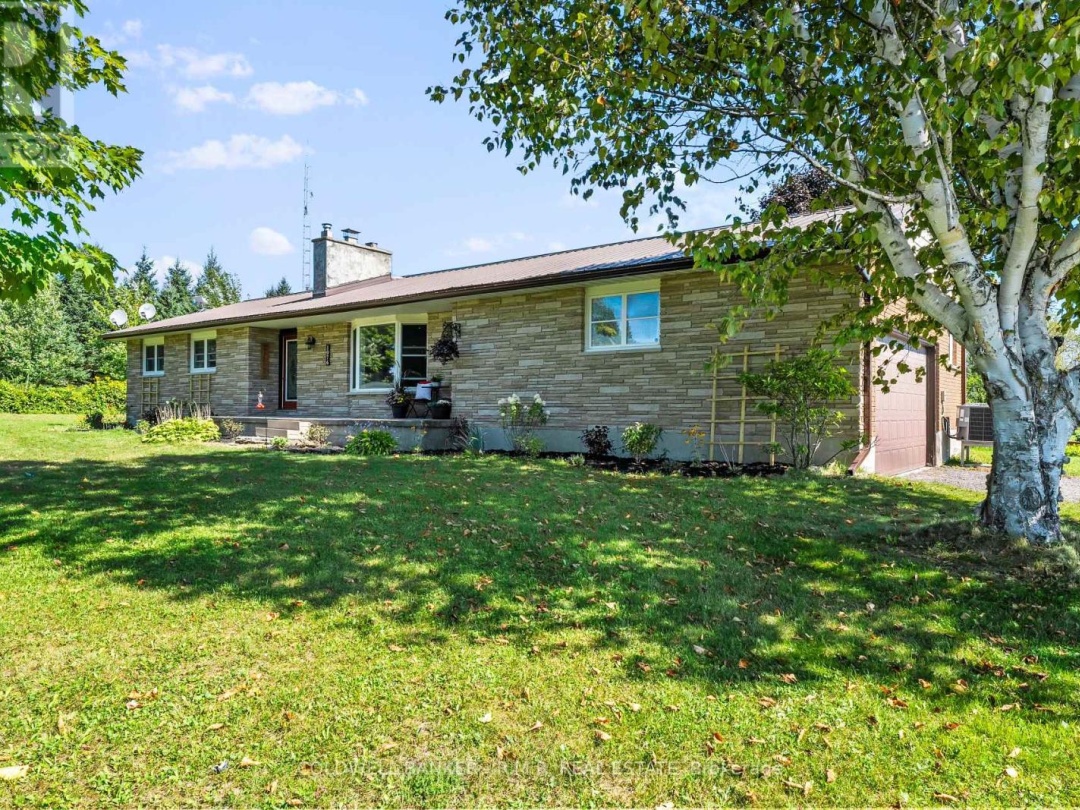 1076 Sandringham Road, Kawartha Lakes