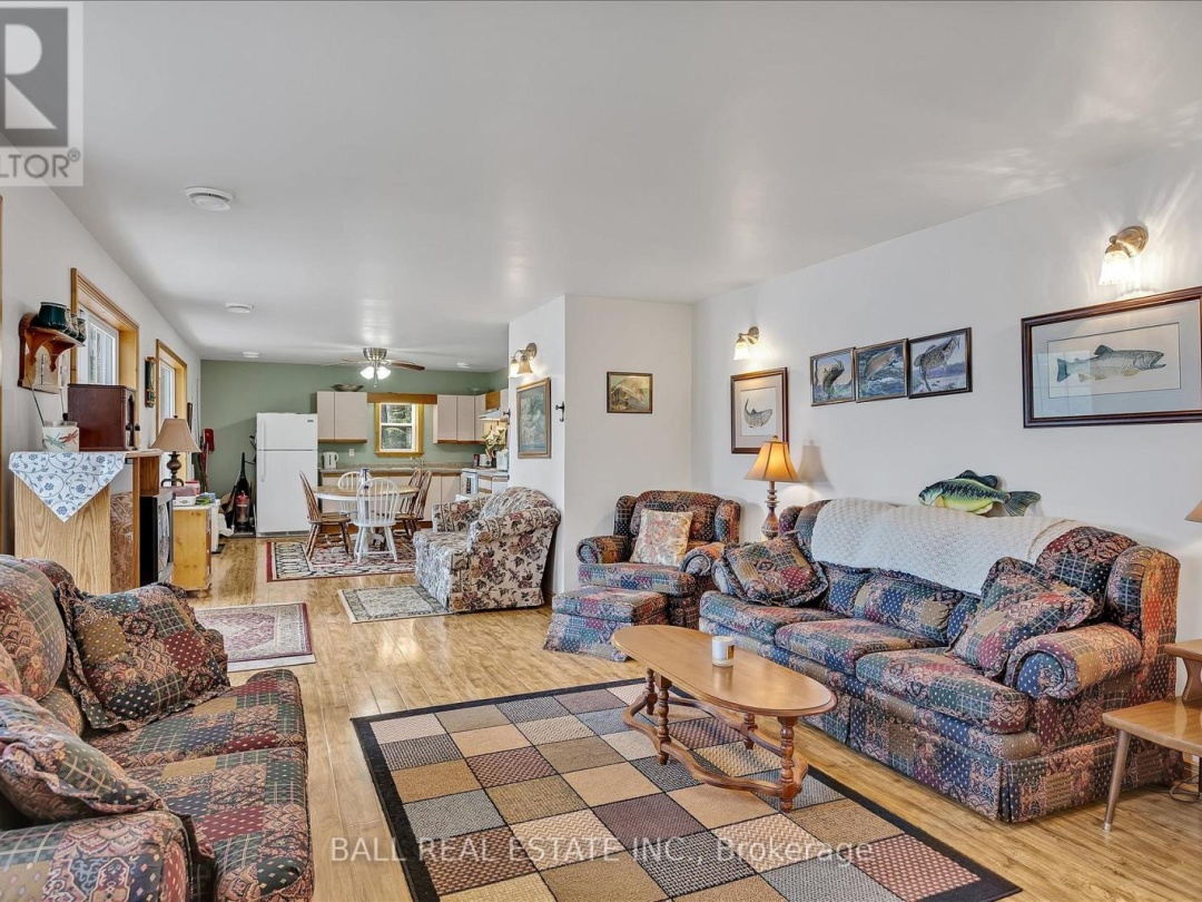 1330 COUNTY RD 49, 