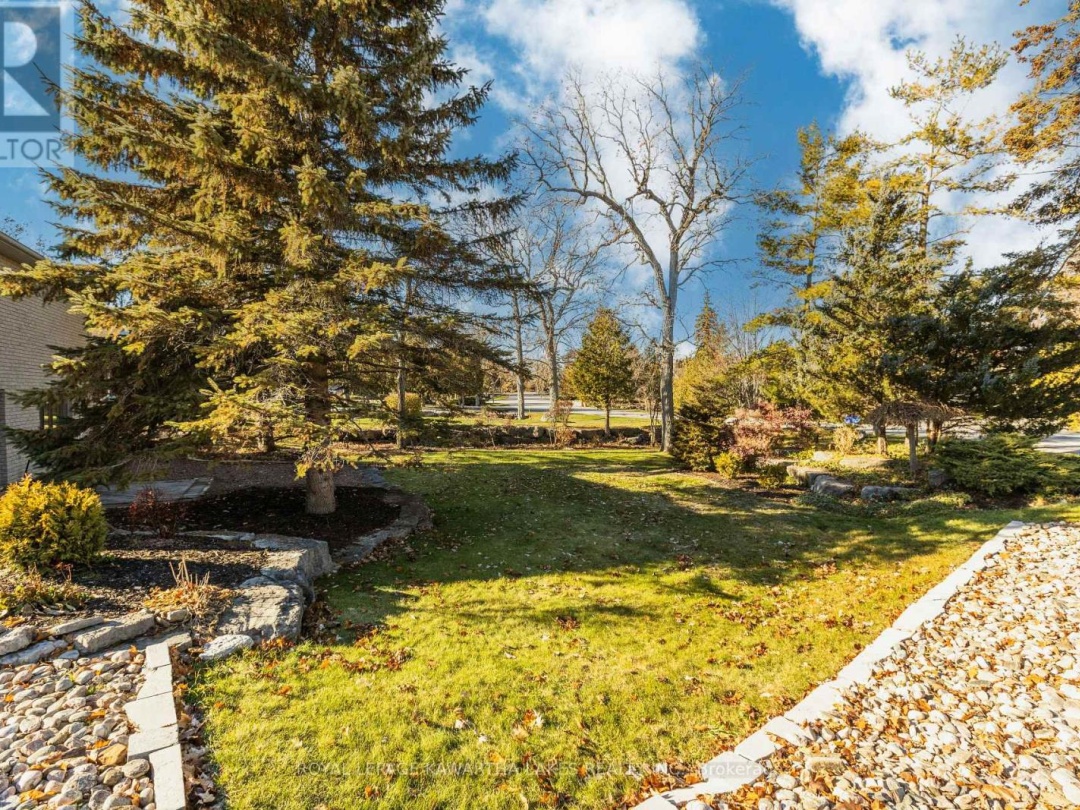 83 NAVIGATORS TRAIL, Kawartha Lakes (Bobcaygeon)