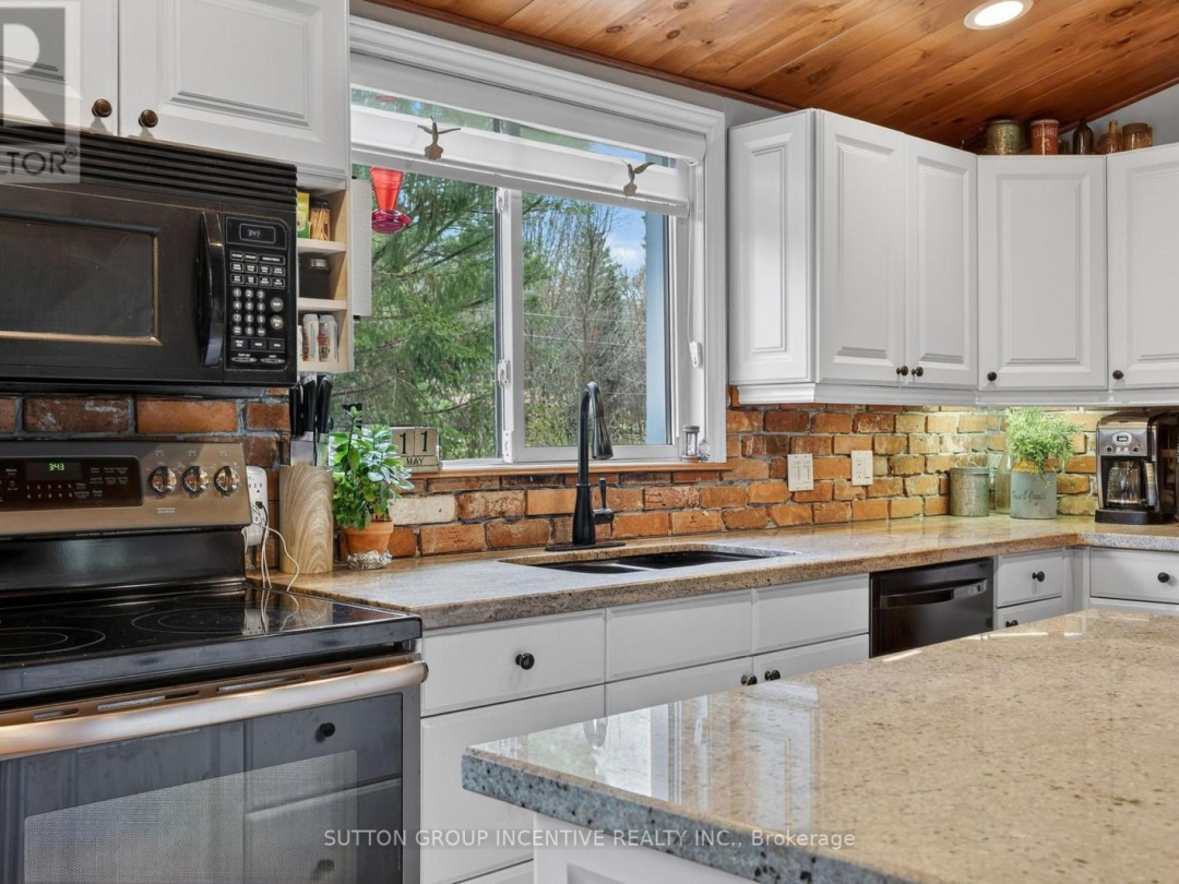 4600 TRENT TRAIL, Severn River