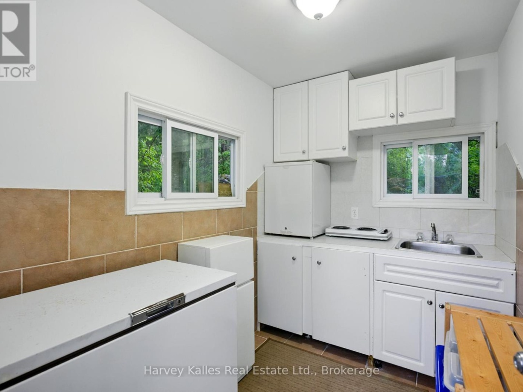 1165 PETERSON ROAD, Bracebridge (Draper)