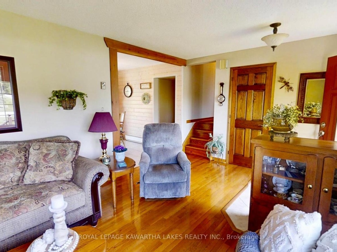 30 Grant Drive, Kawartha Lakes (Oakwood)