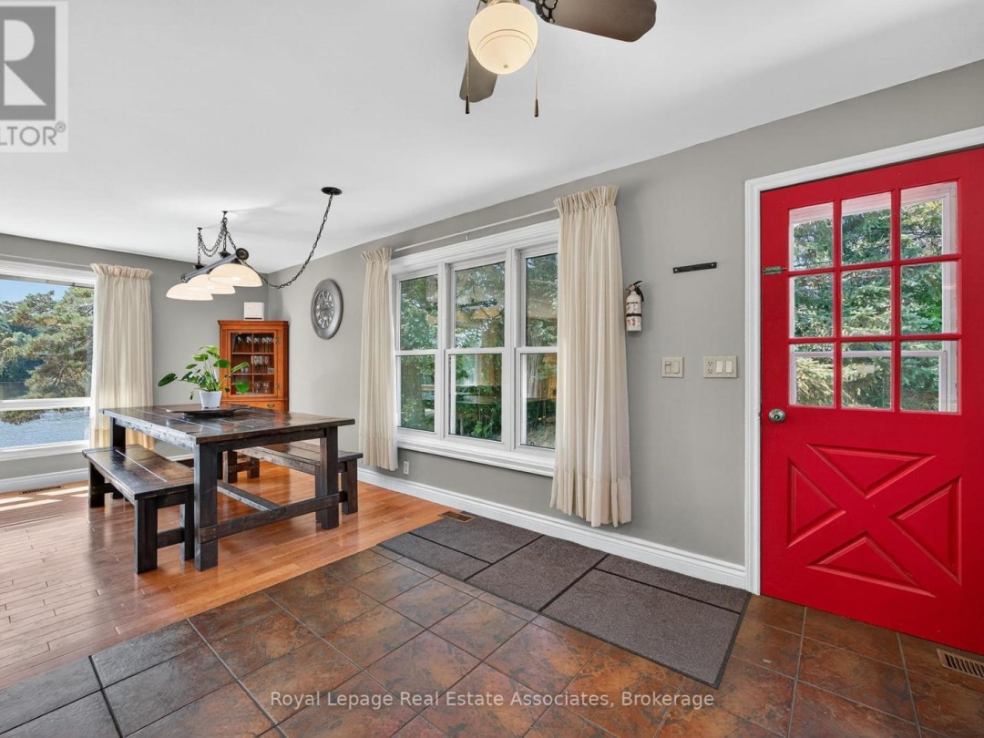 389 FALCON ROAD, Lake Vernon