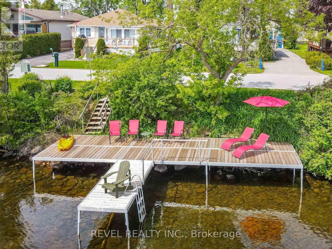 483 LONG BEACH ROAD, Sturgeon Lake