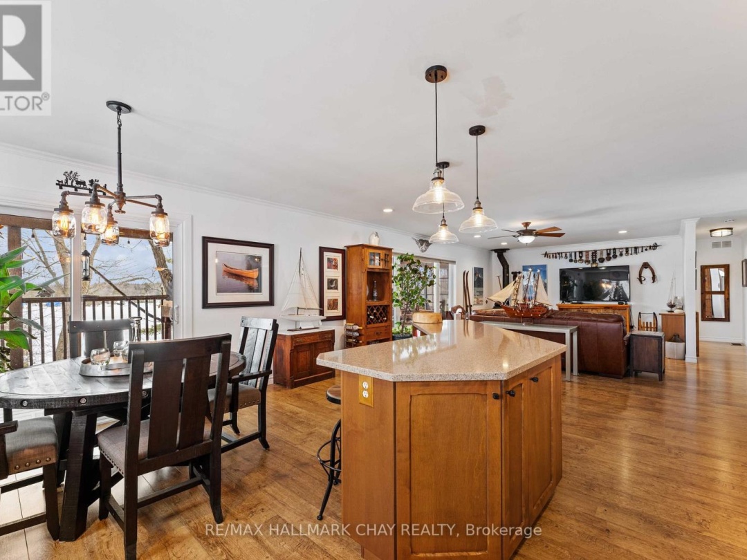 137 PICKEREL POINT ROAD, Gloucester Pool
