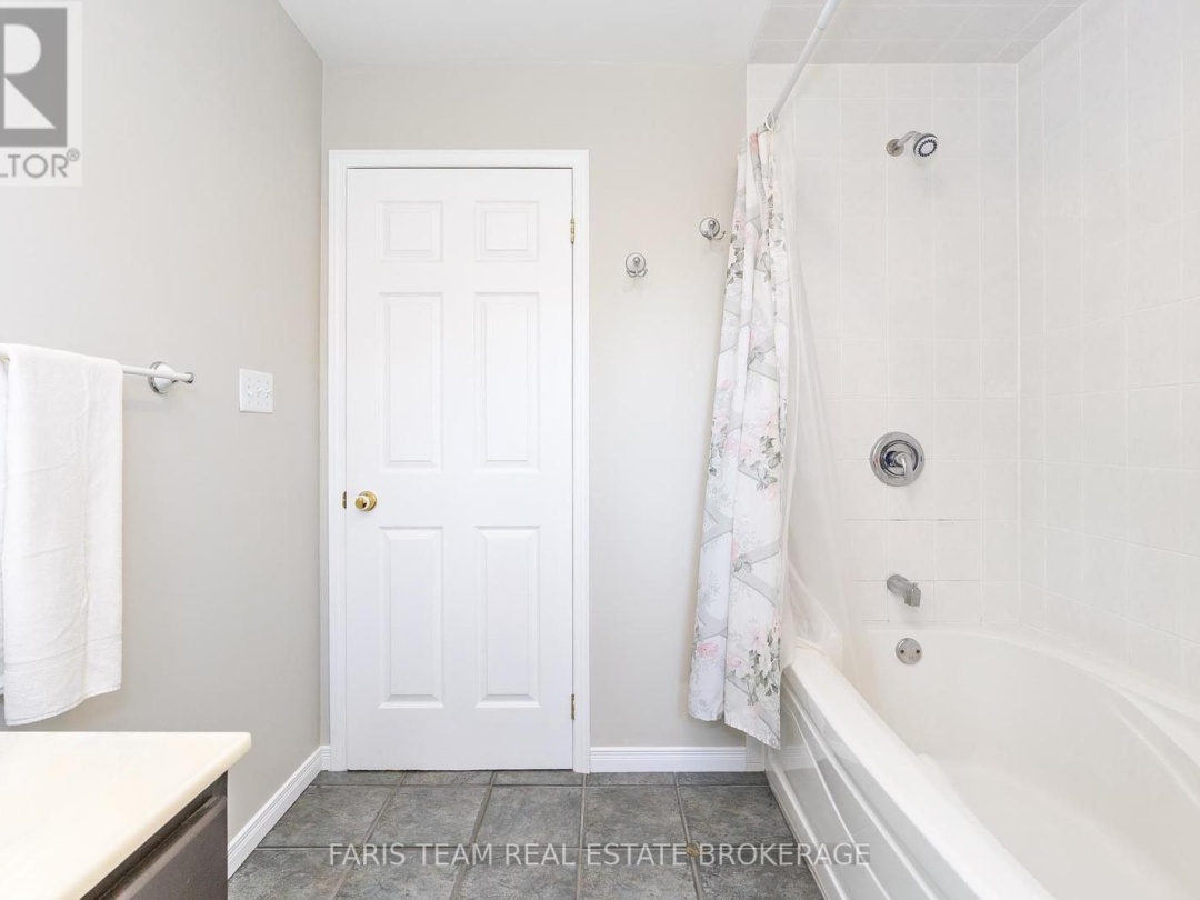 2243 ANDERSON LINE, 