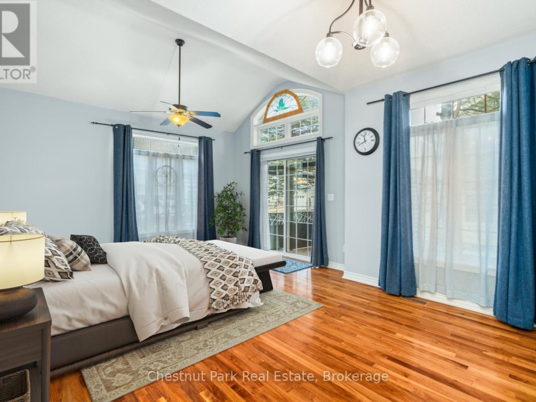 23 SPENCER STREET, Muskoka River