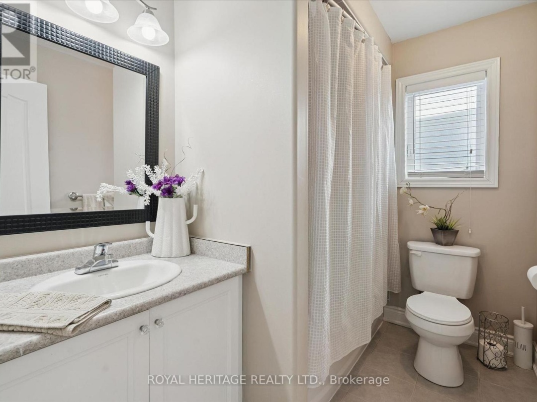 3074 EMPEROR DRIVE, Lake Simcoe