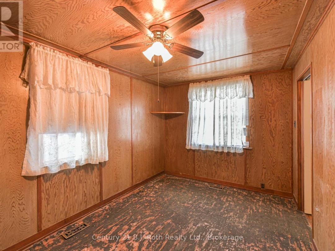 337 COLBORNE STREET W, 