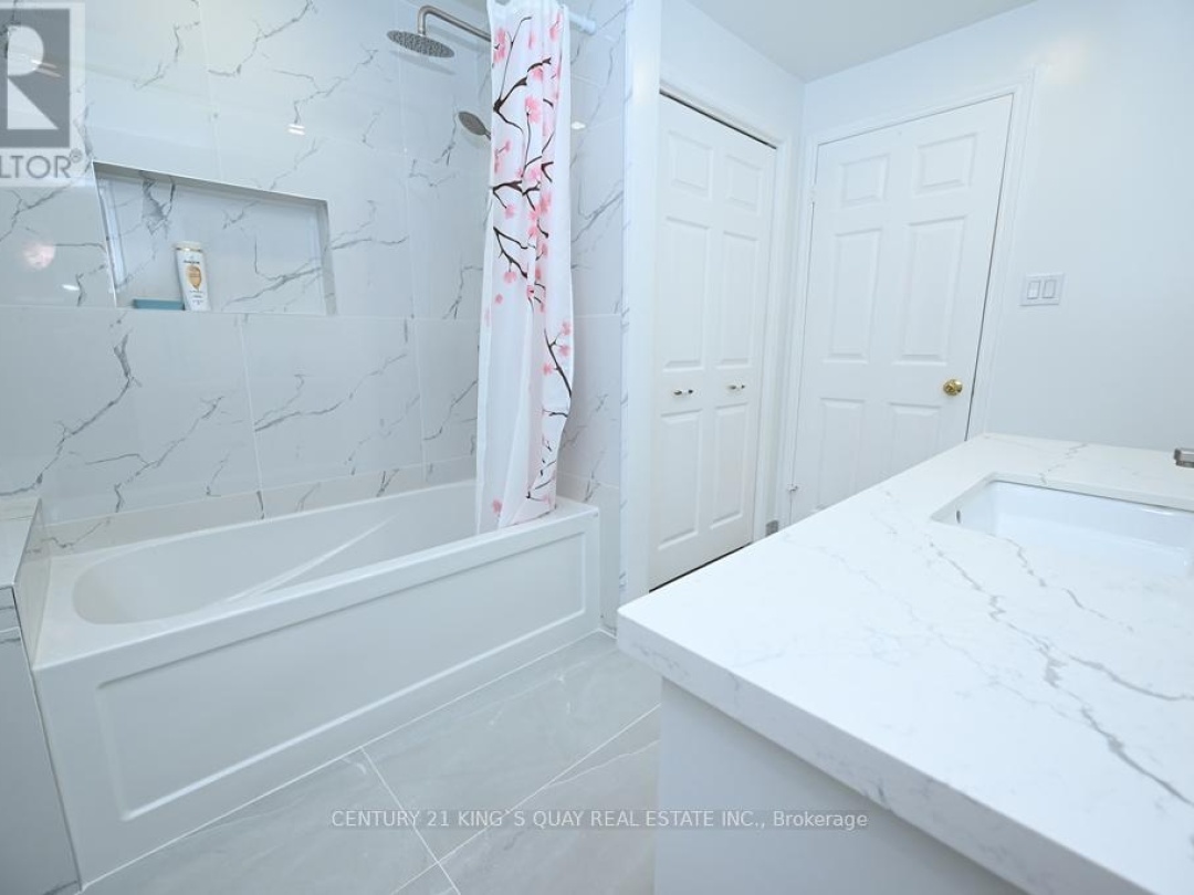 88 BAYSHORE DRIVE, Lake Simcoe