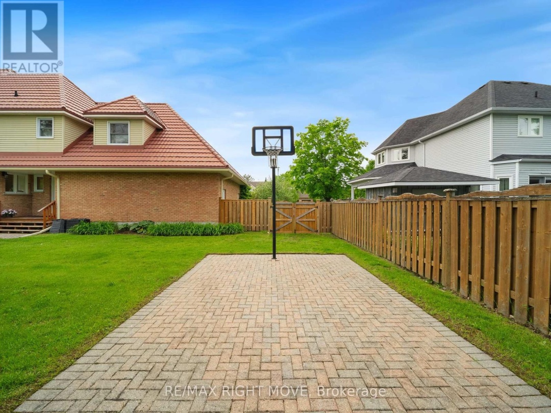 1998 VOYAGEUR CIRCLE, Severn