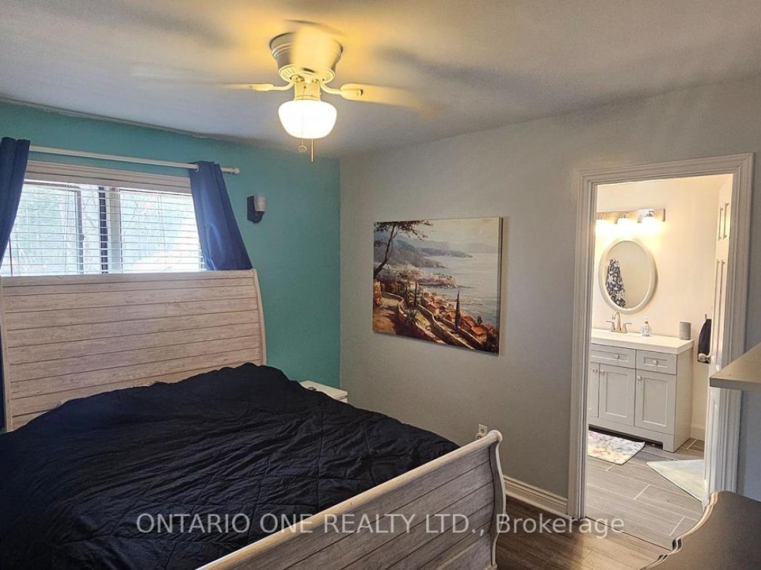 1045 COWBELL LANE, Gravenhurst (Morrison)