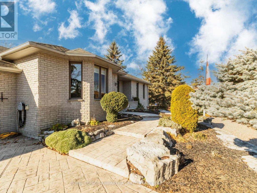 83 NAVIGATORS TRAIL, Kawartha Lakes (Bobcaygeon)