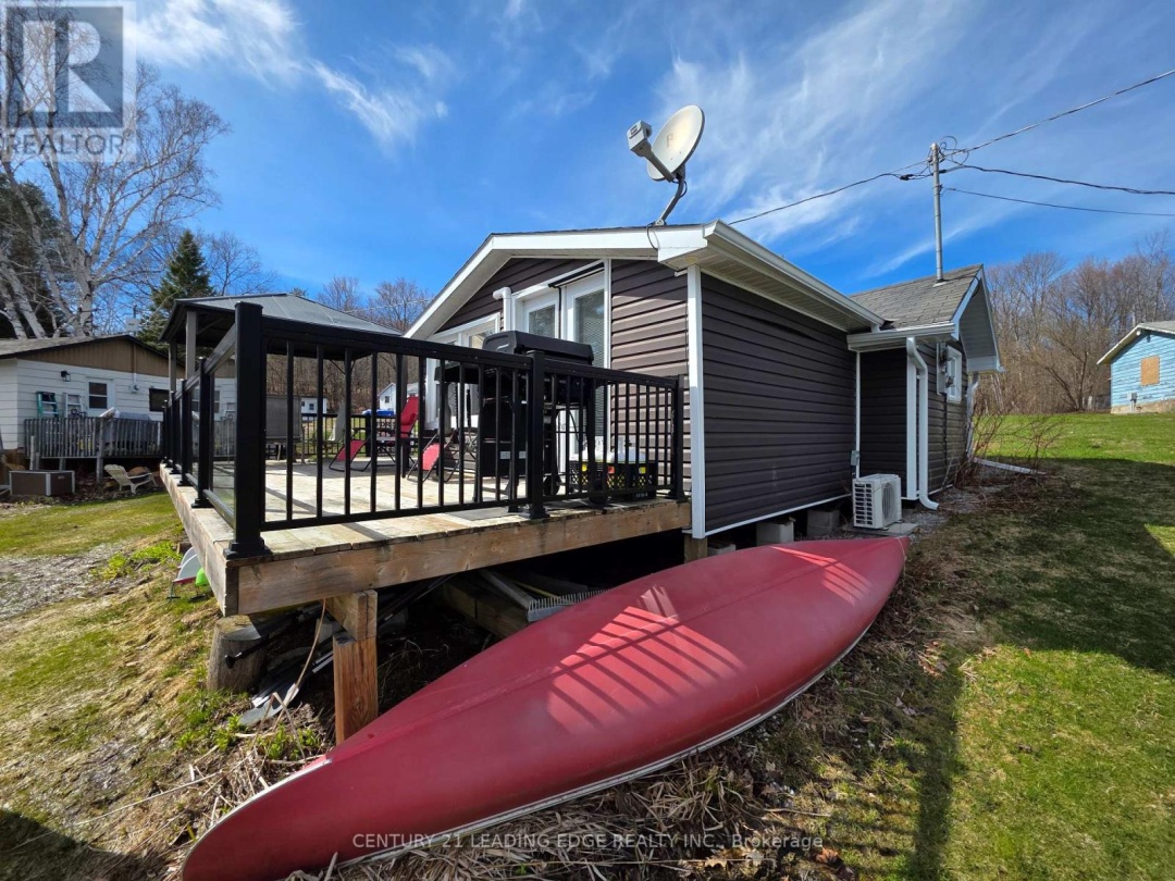 24 - 1043 LOBO DRIVE, South Lake