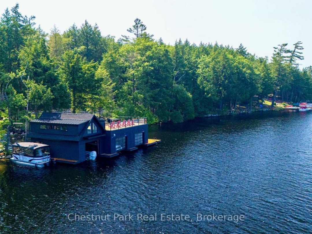 6 TAYLOR ISLAND 26LM, Lake Muskoka