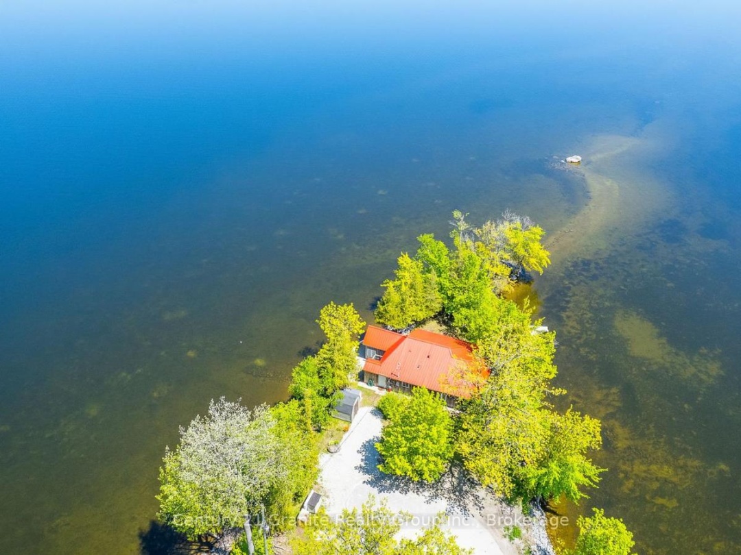 359 AVERY POINT ROAD, Dalrymple Lake