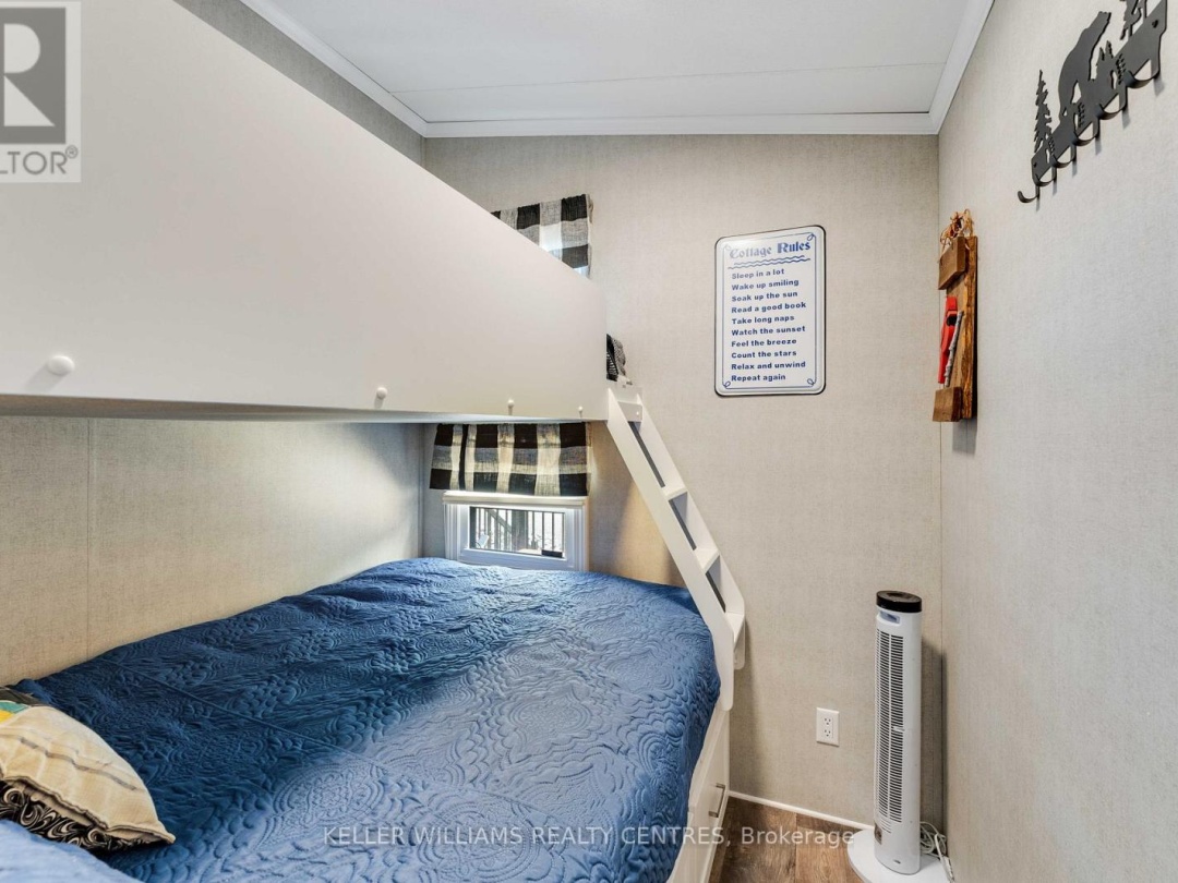 #38 LAKERIDGE - 1047 BONNIE LAKE CAMP ROAD, Bracebridge (Macaulay)