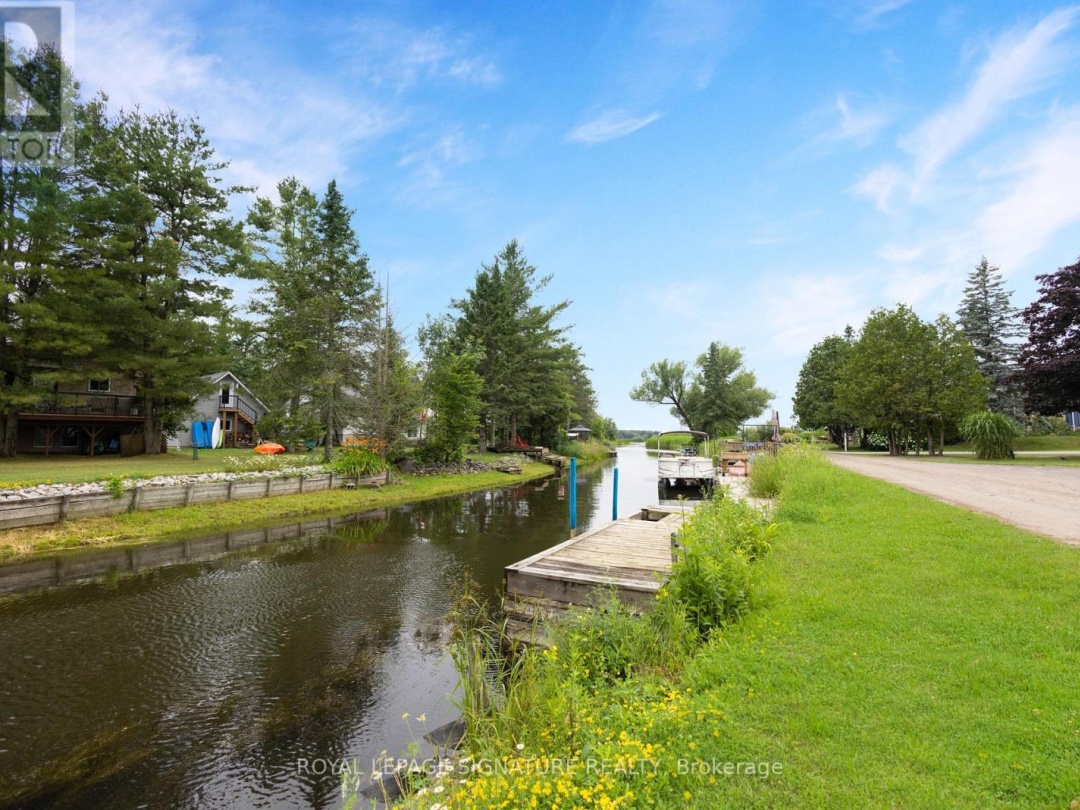 25 PLAYFAIR DRIVE, Sturgeon River