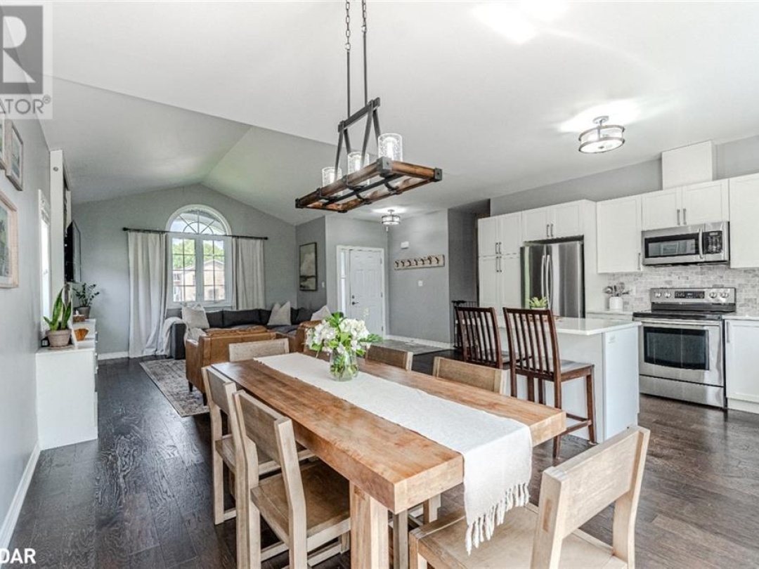 55 DONLANDS Court, 